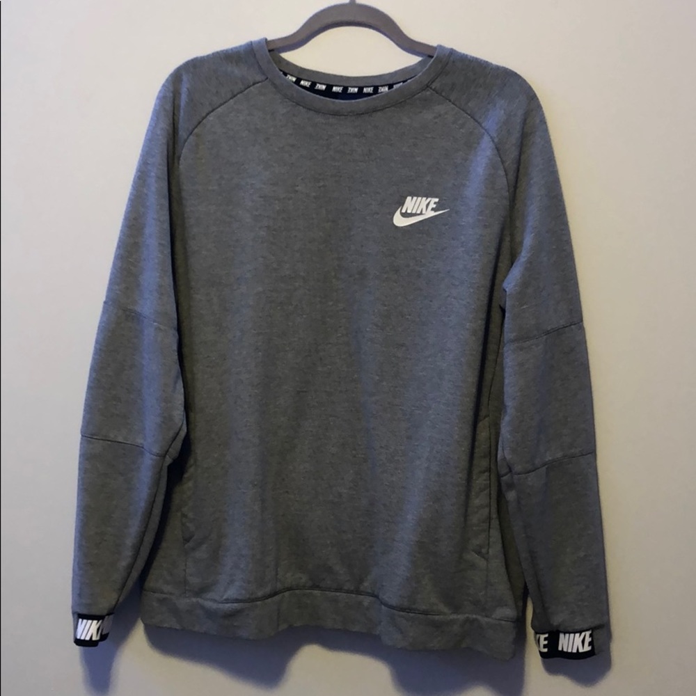 Nike crewneck